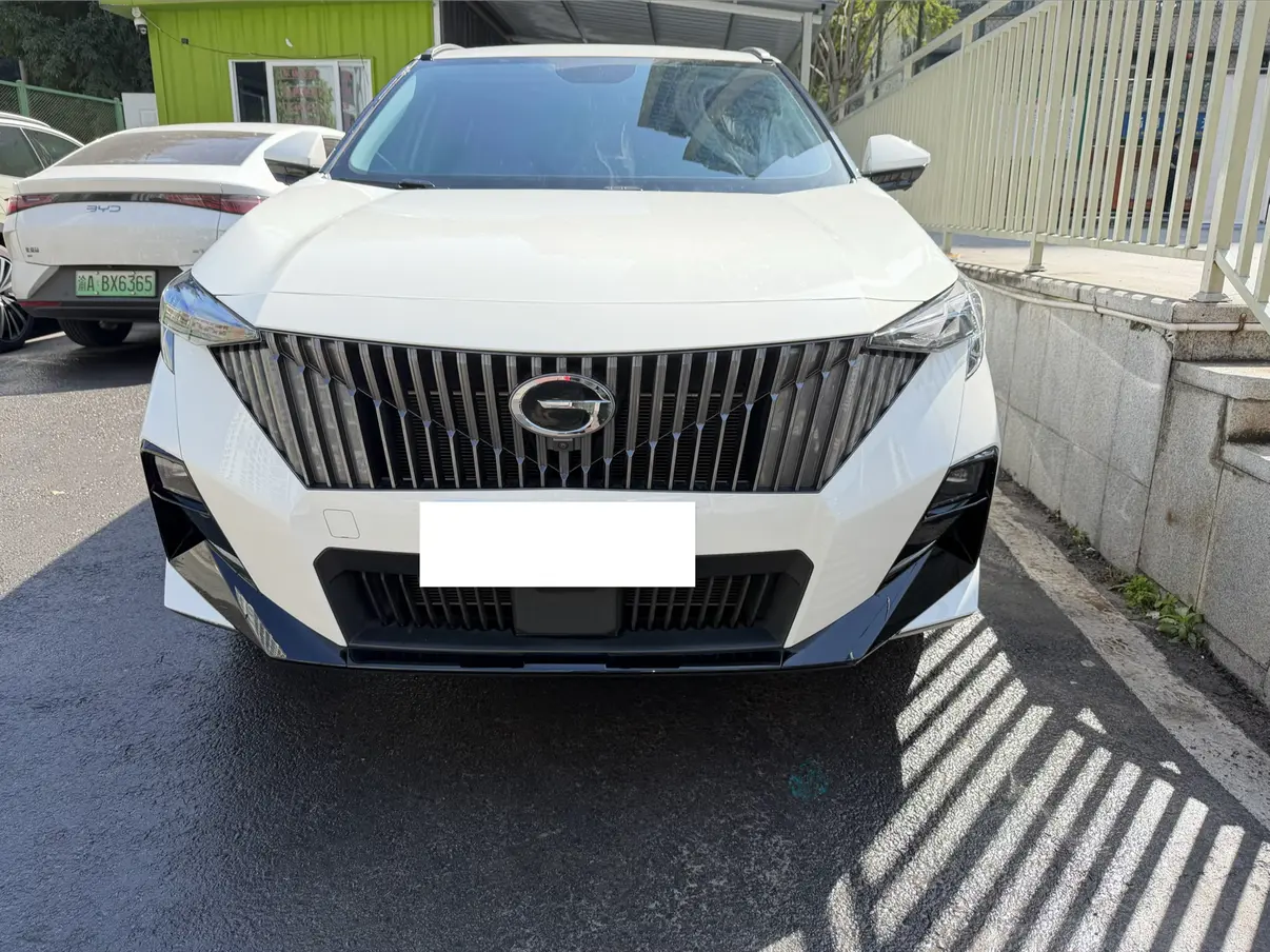 GAC Trumpchi GS3  из Китая