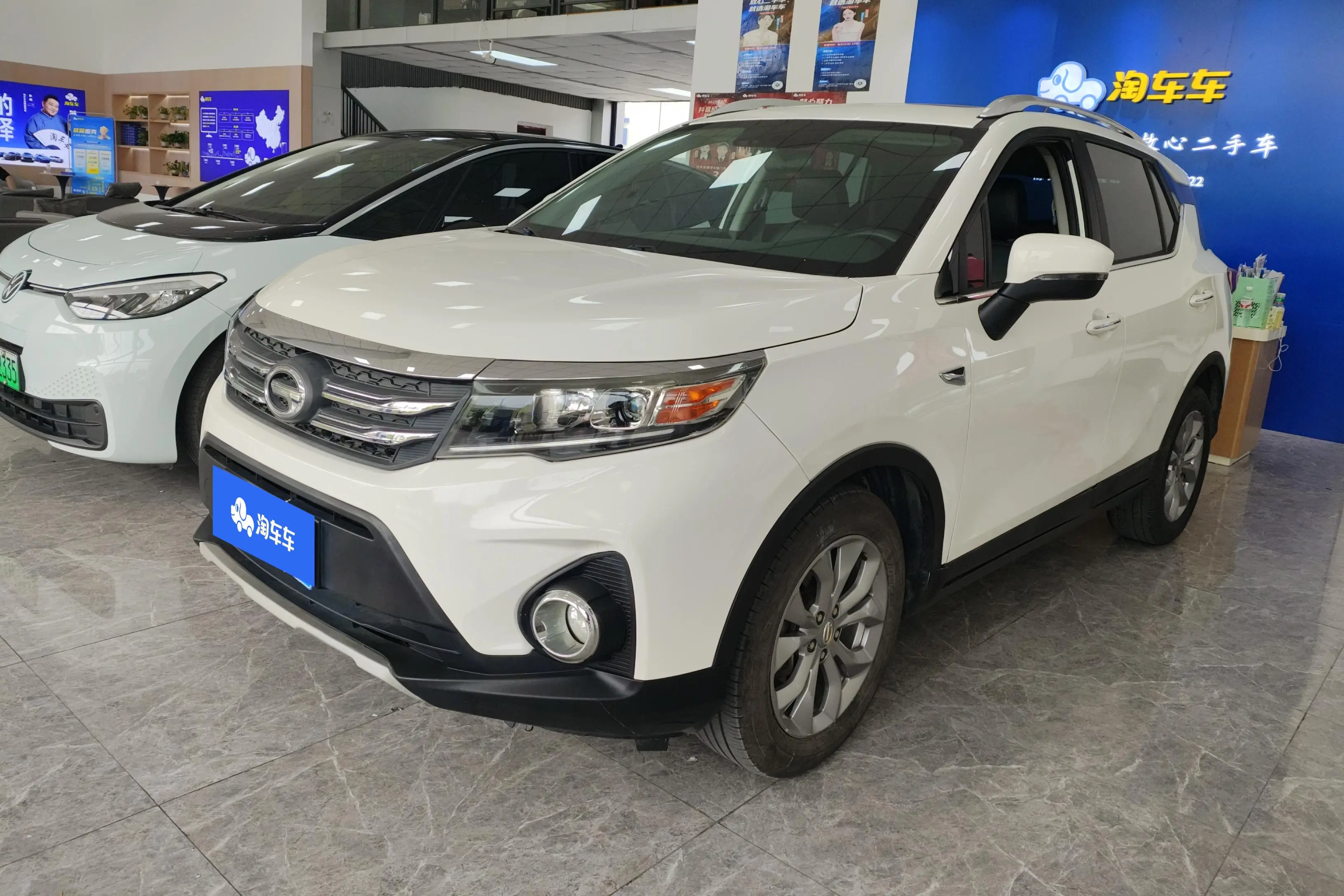 GAC Trumpchi GS3  из Китая