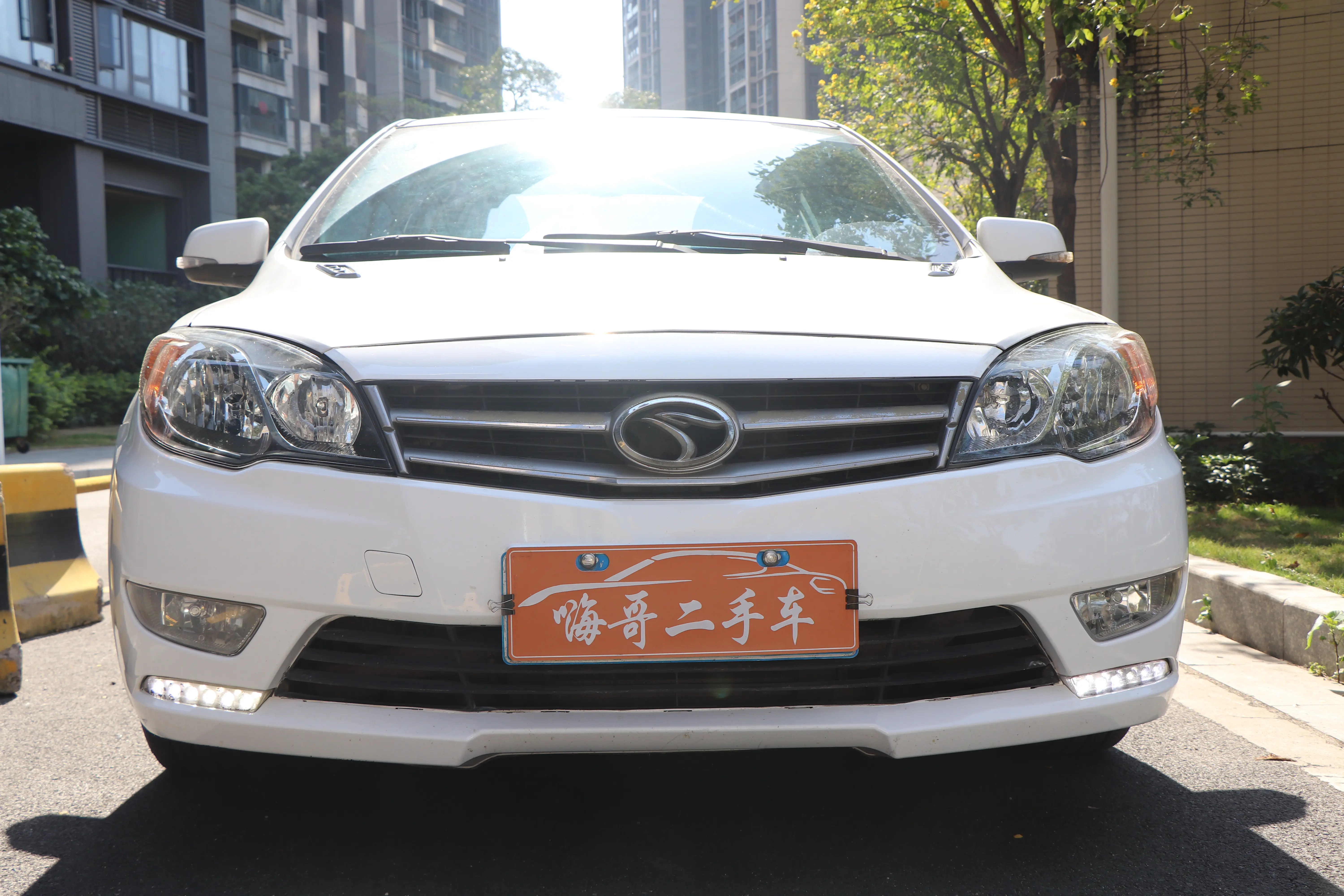 SOUEAST V5 Lingzhi  из Китая