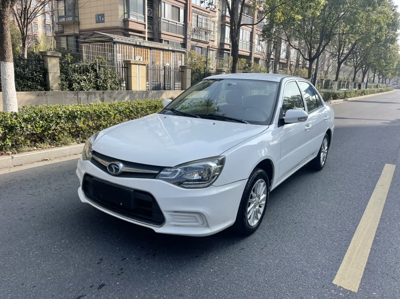 SOUEAST V3 Lingyue  из Китая