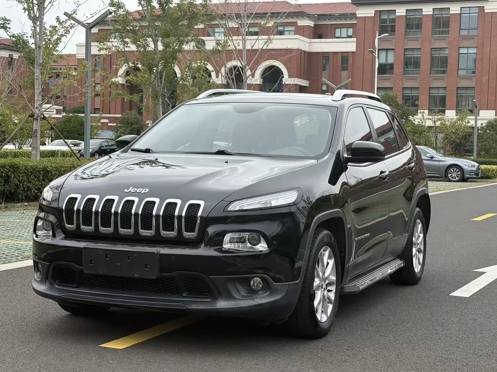 Jeep Cherokee