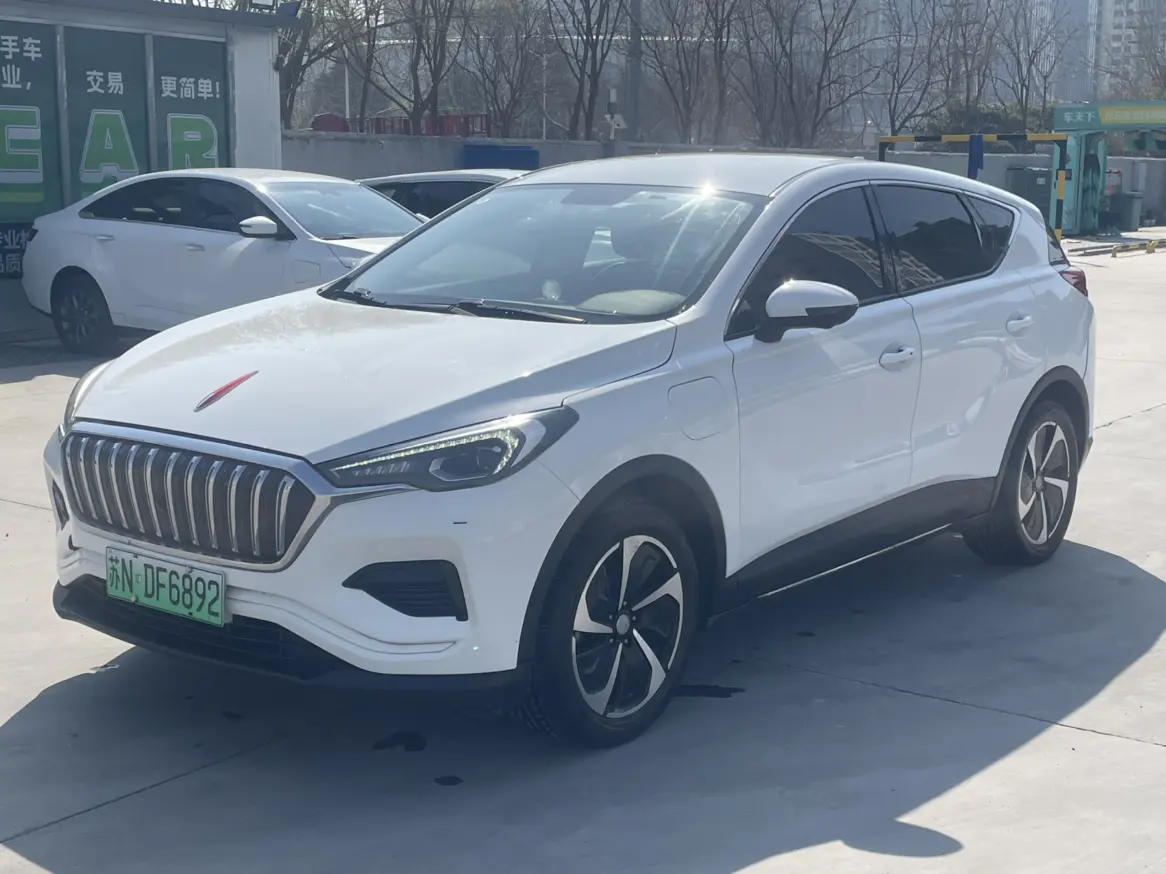 Hongqi E-HS3  из Китая