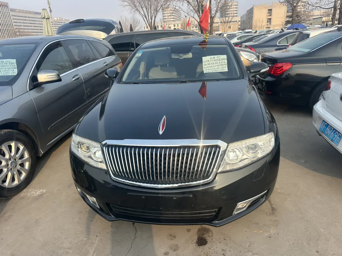 Hongqi H7  из Китая