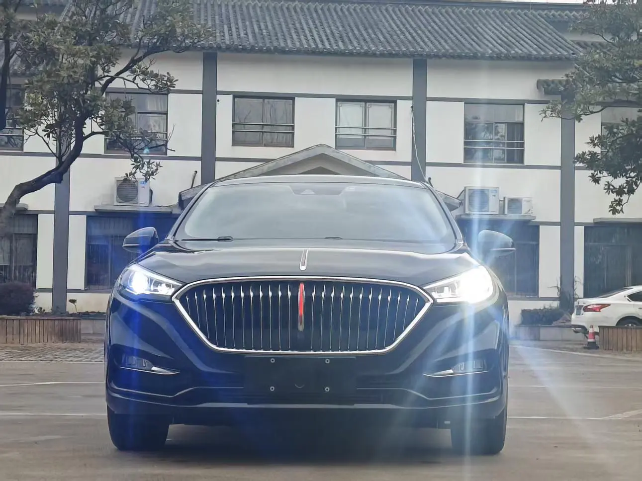 Hongqi H5 classic  из Китая