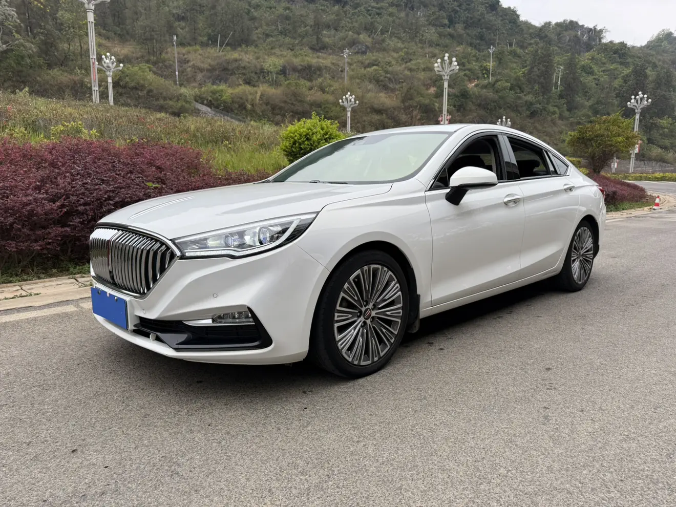 Hongqi H5 classic  из Китая