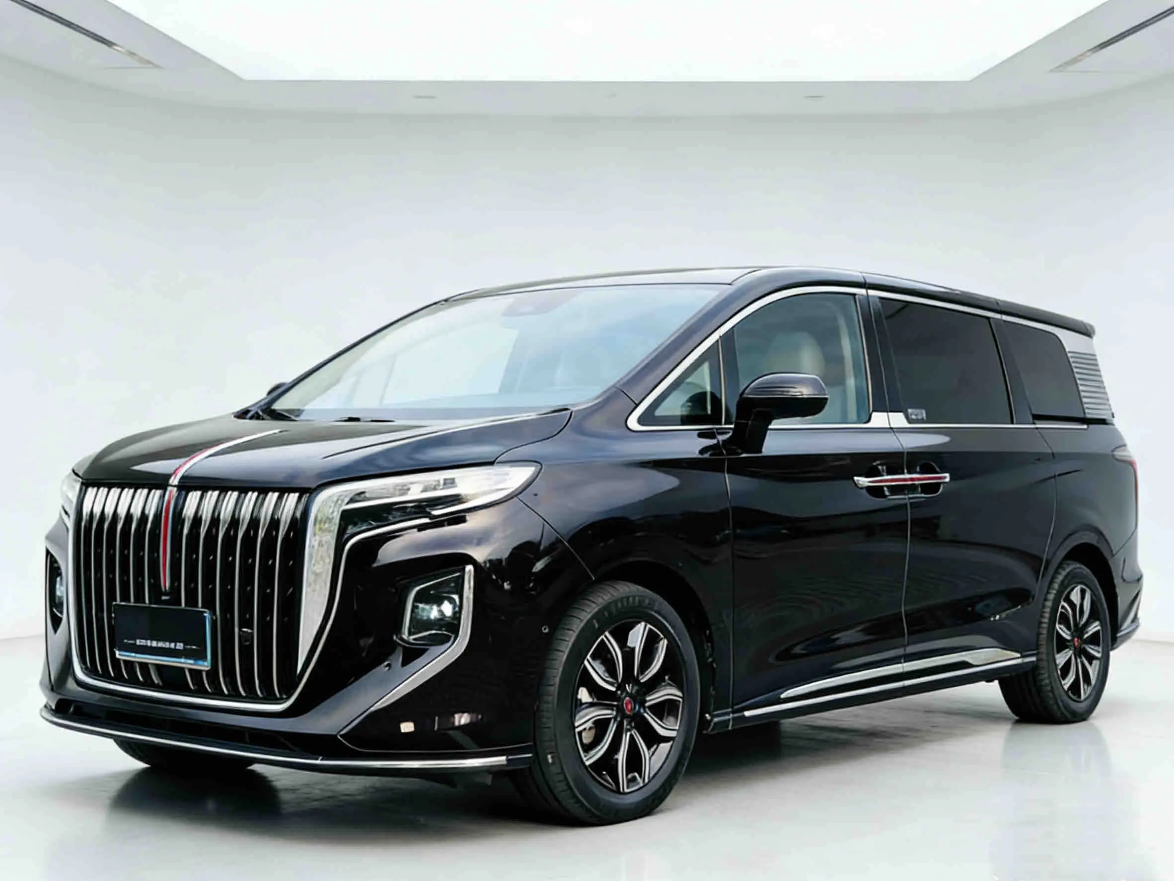 Hongqi HQ9  из Китая