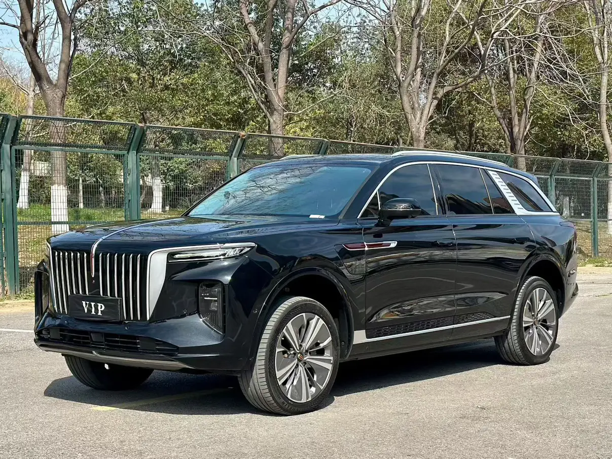 Hongqi E-HS9  из Китая