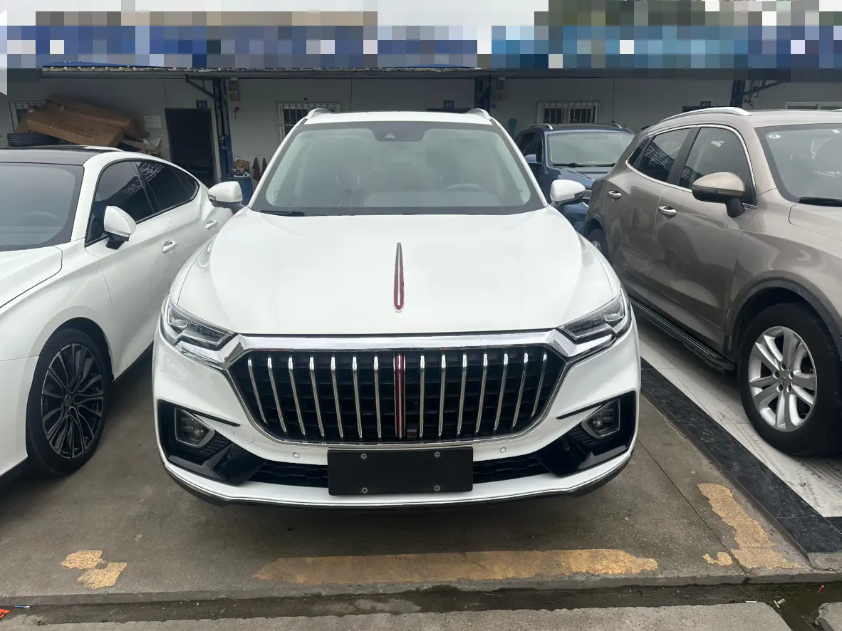 Hongqi HS5  из Китая