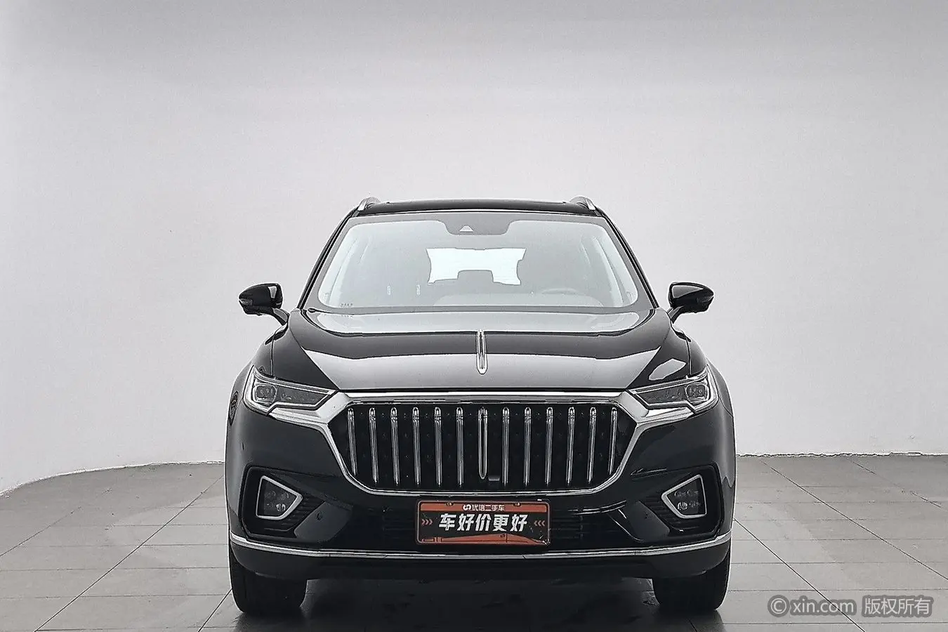 Hongqi HS5  из Китая