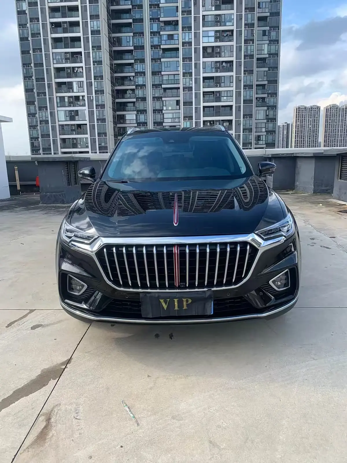 Hongqi HS5  из Китая