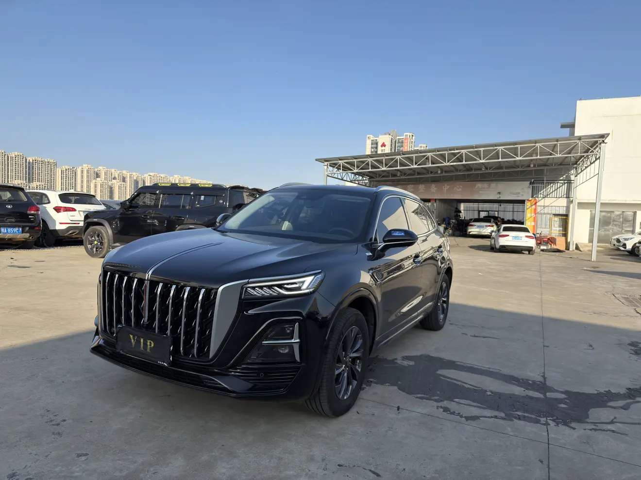 Hongqi HS5  из Китая