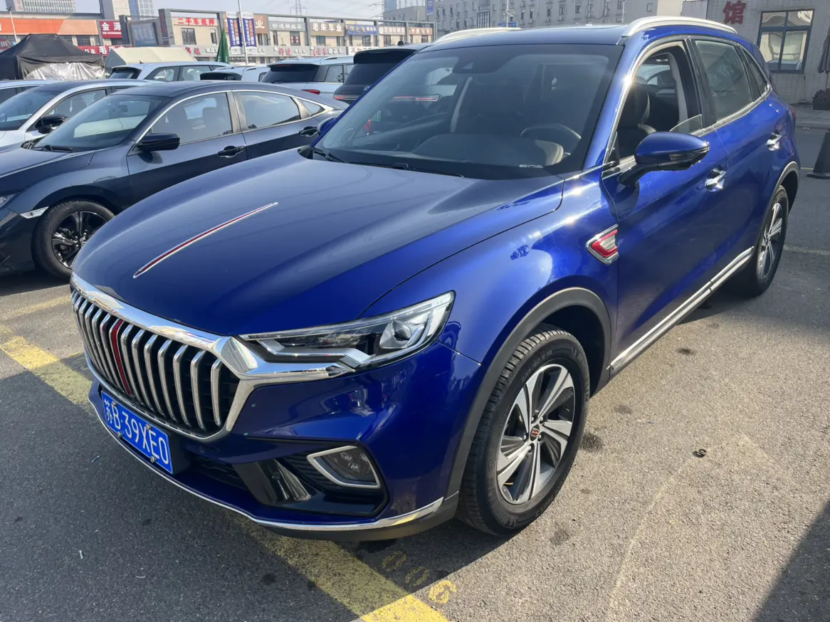 Hongqi HS5  из Китая