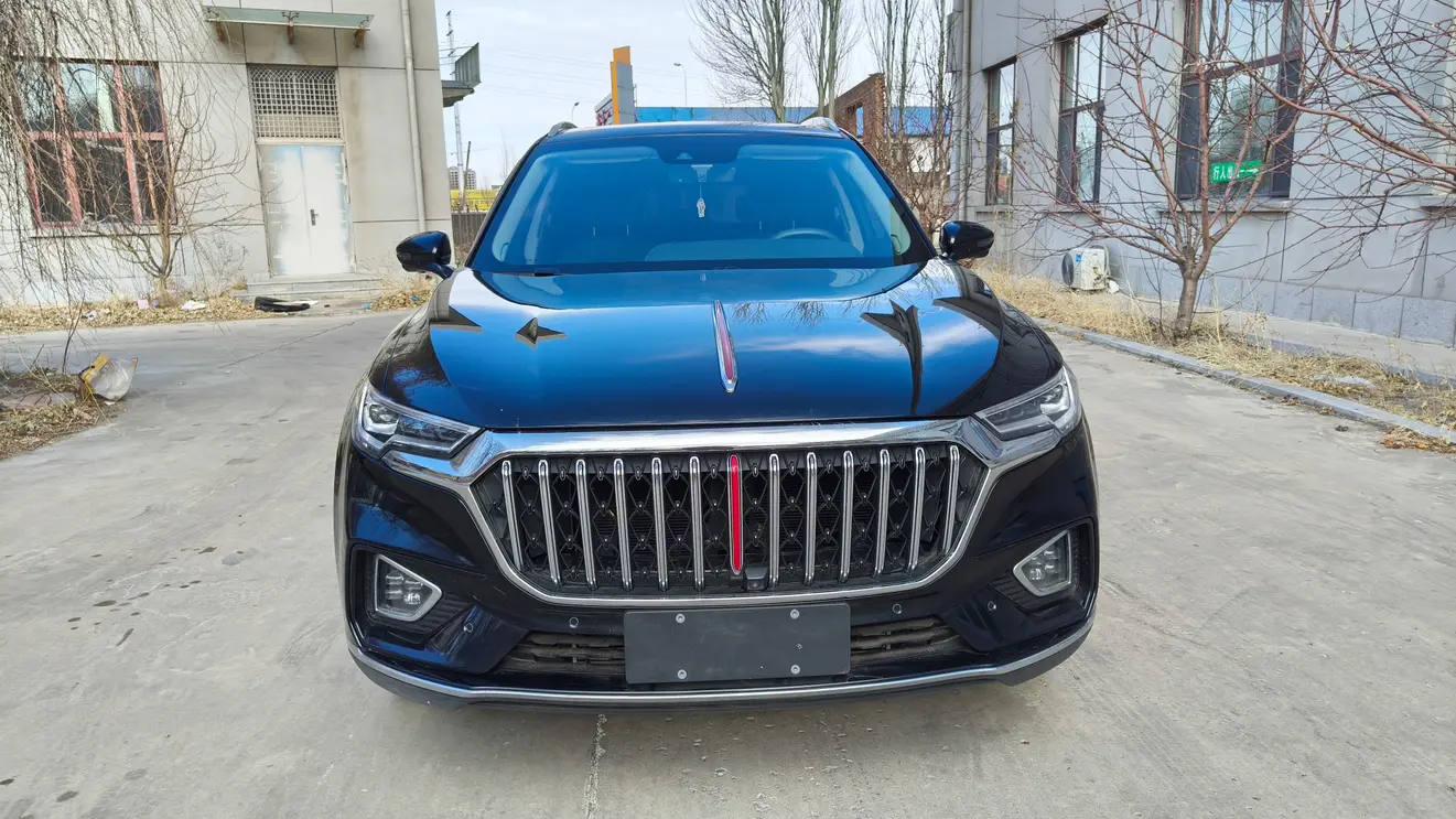 Hongqi HS5  из Китая