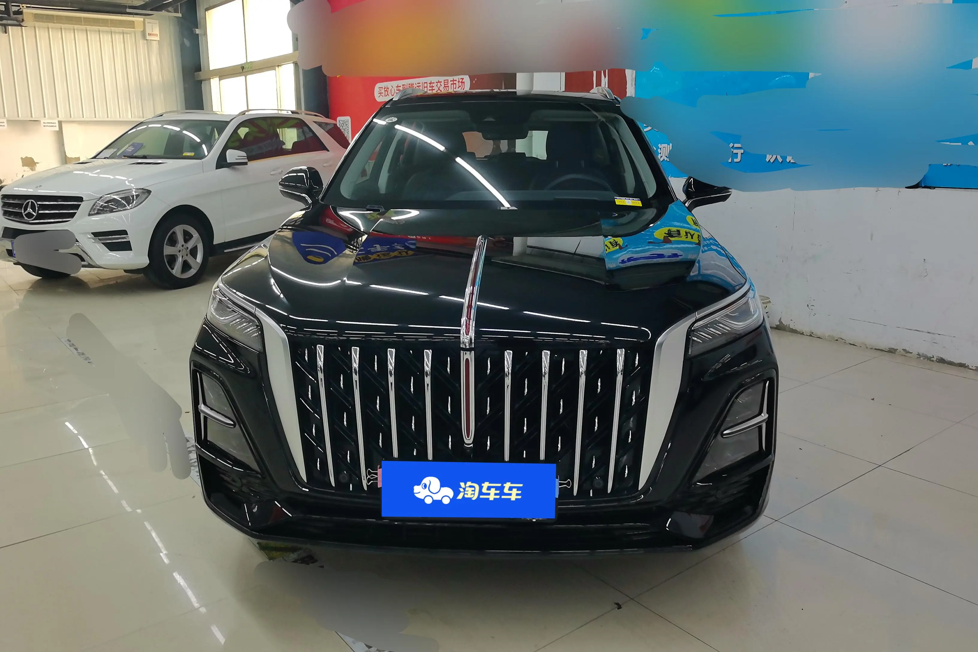 Hongqi HS5  из Китая