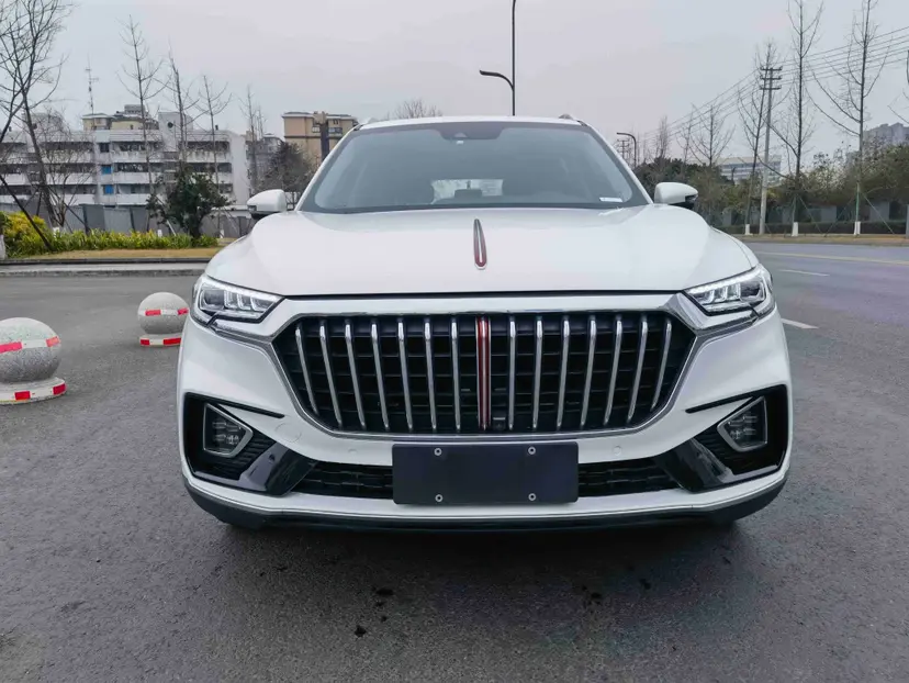 Hongqi HS5  из Китая