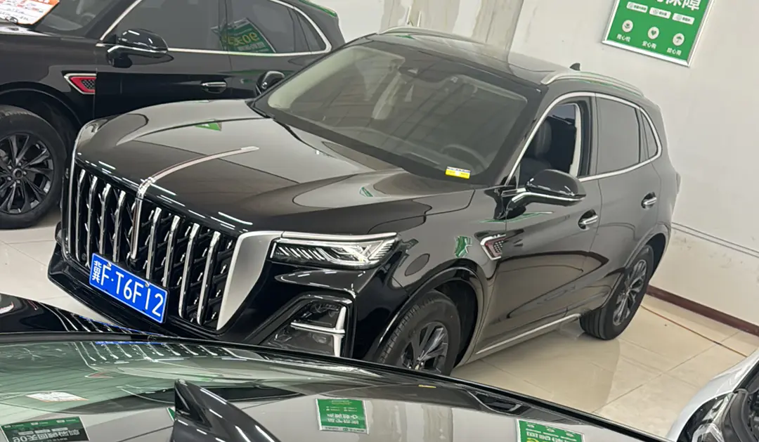 Hongqi HS5  из Китая