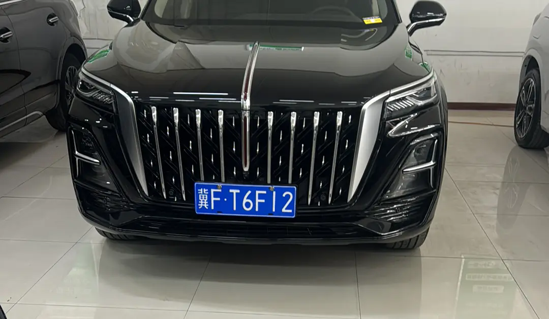 Hongqi HS5  из Китая