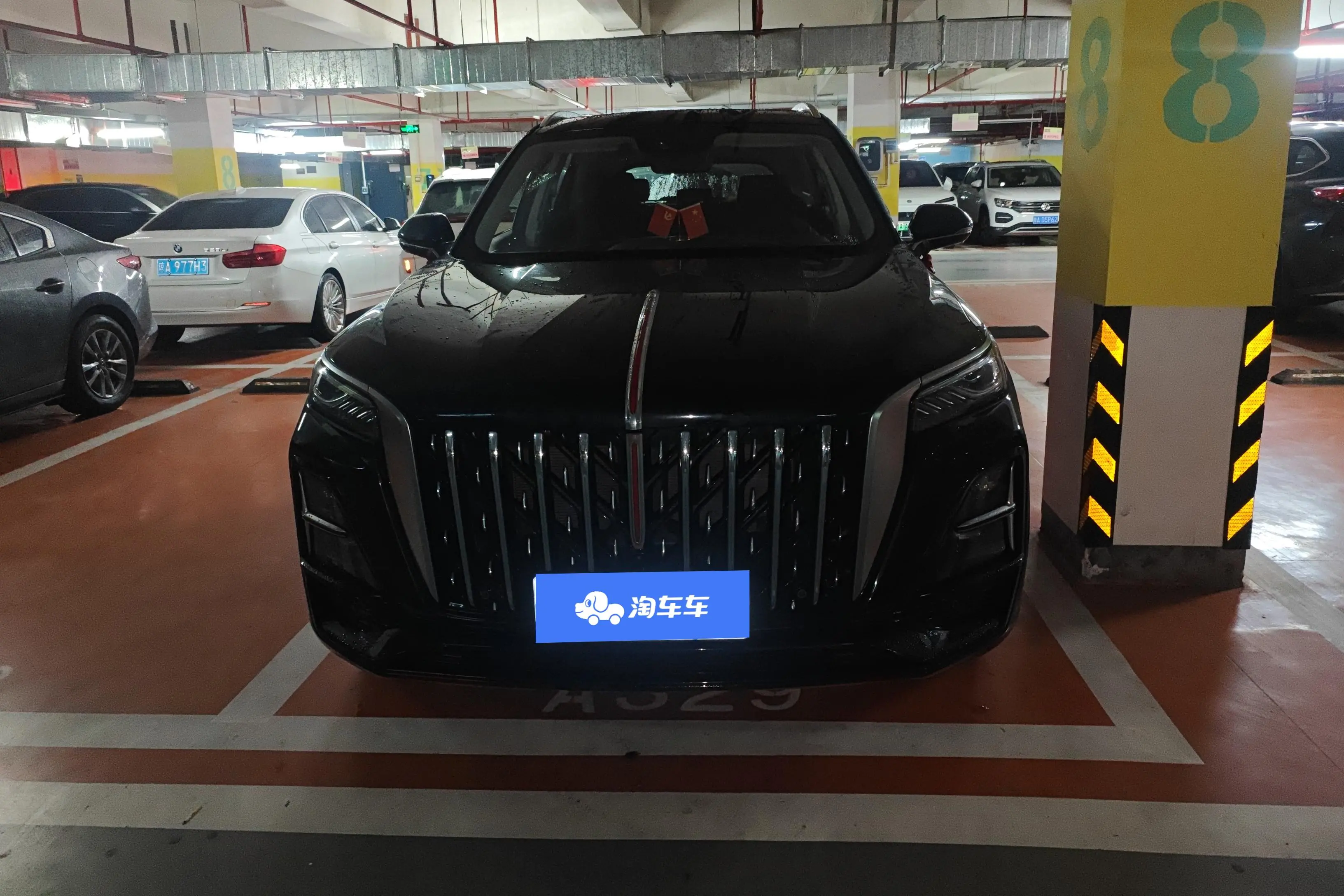 Hongqi HS5  из Китая