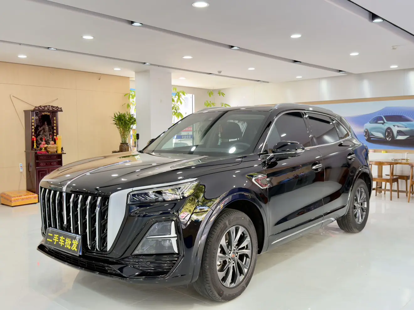 Hongqi HS5  из Китая