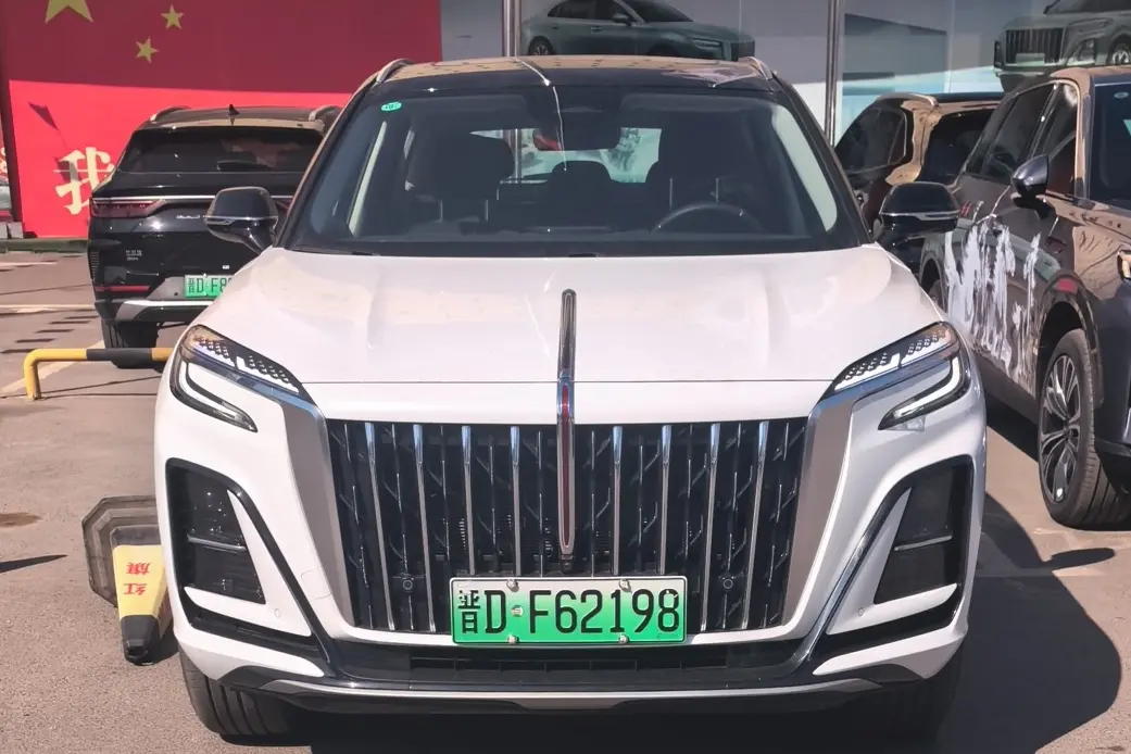 Hongqi HS3 PHEV  из Китая