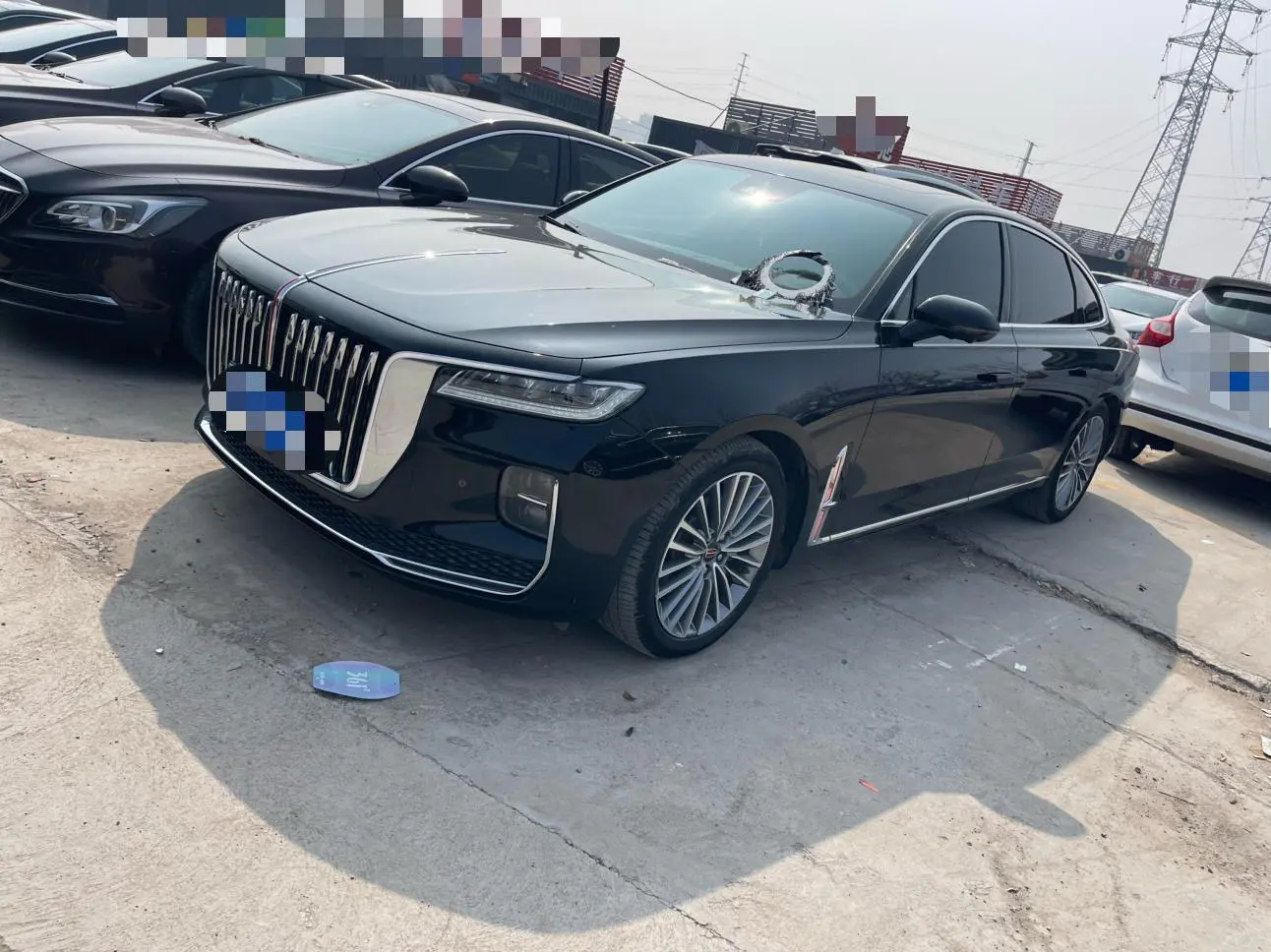 Hongqi H9  из Китая