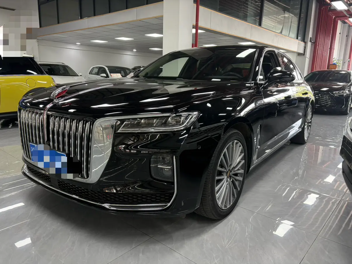Hongqi H9  из Китая