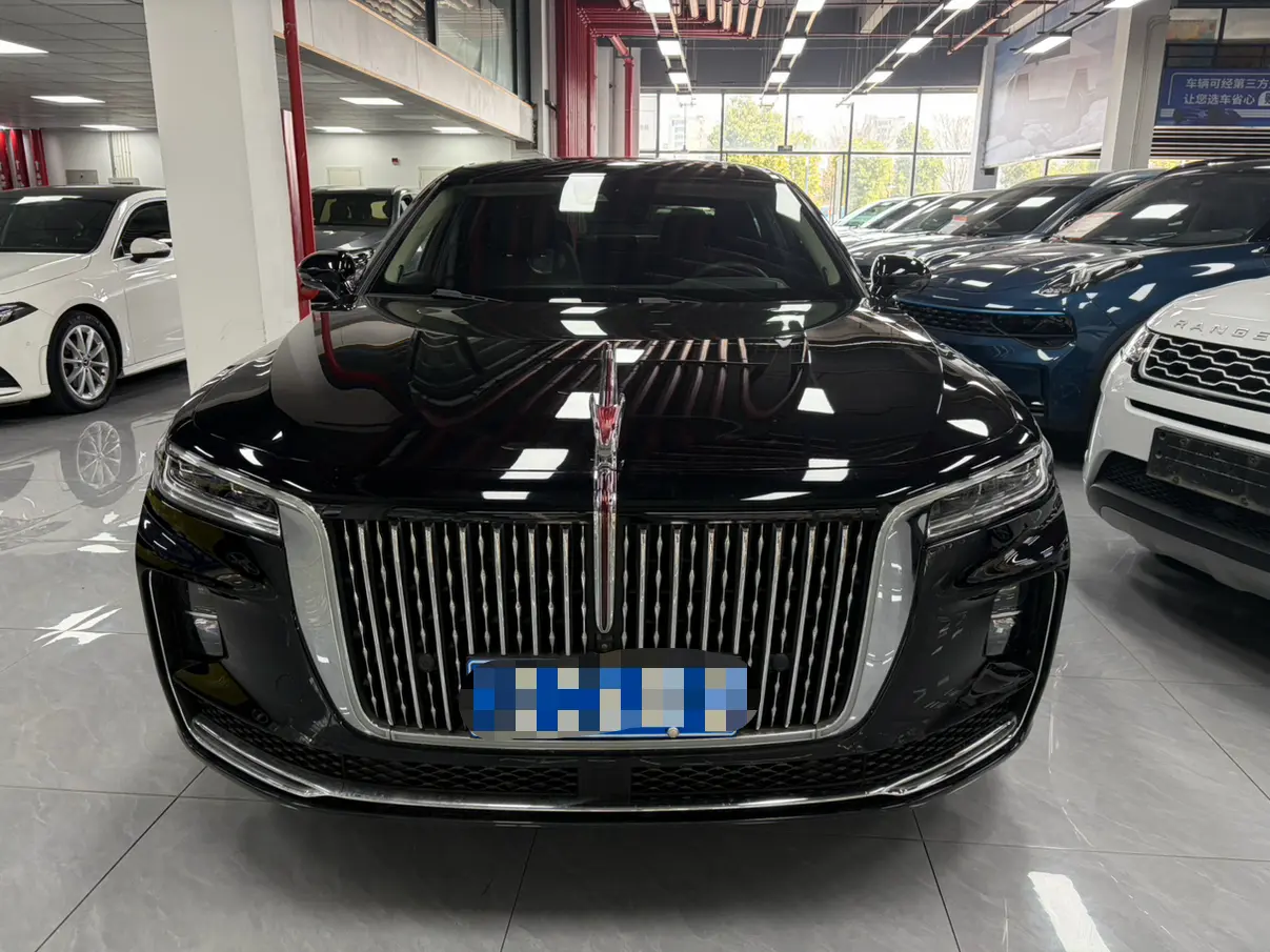 Hongqi H9  из Китая