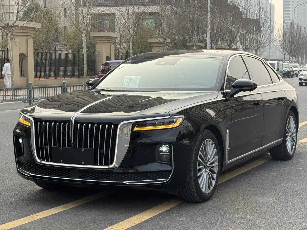 Hongqi H9  из Китая
