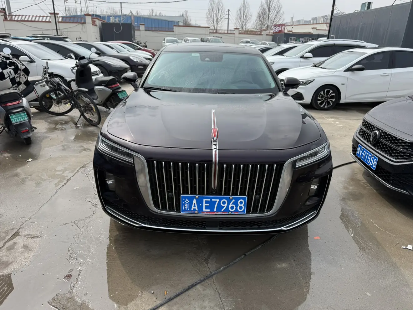 Hongqi H9  из Китая