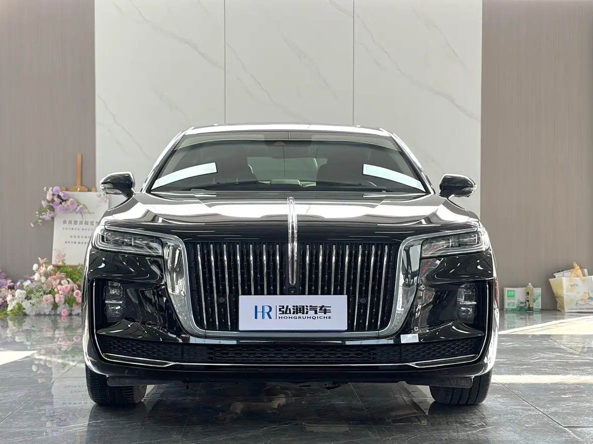 Hongqi H9  из Китая