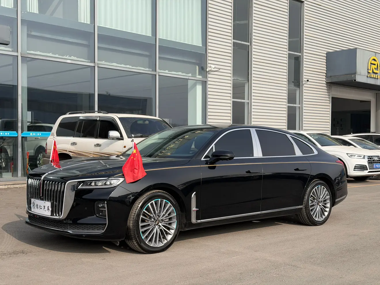 Hongqi H9  из Китая