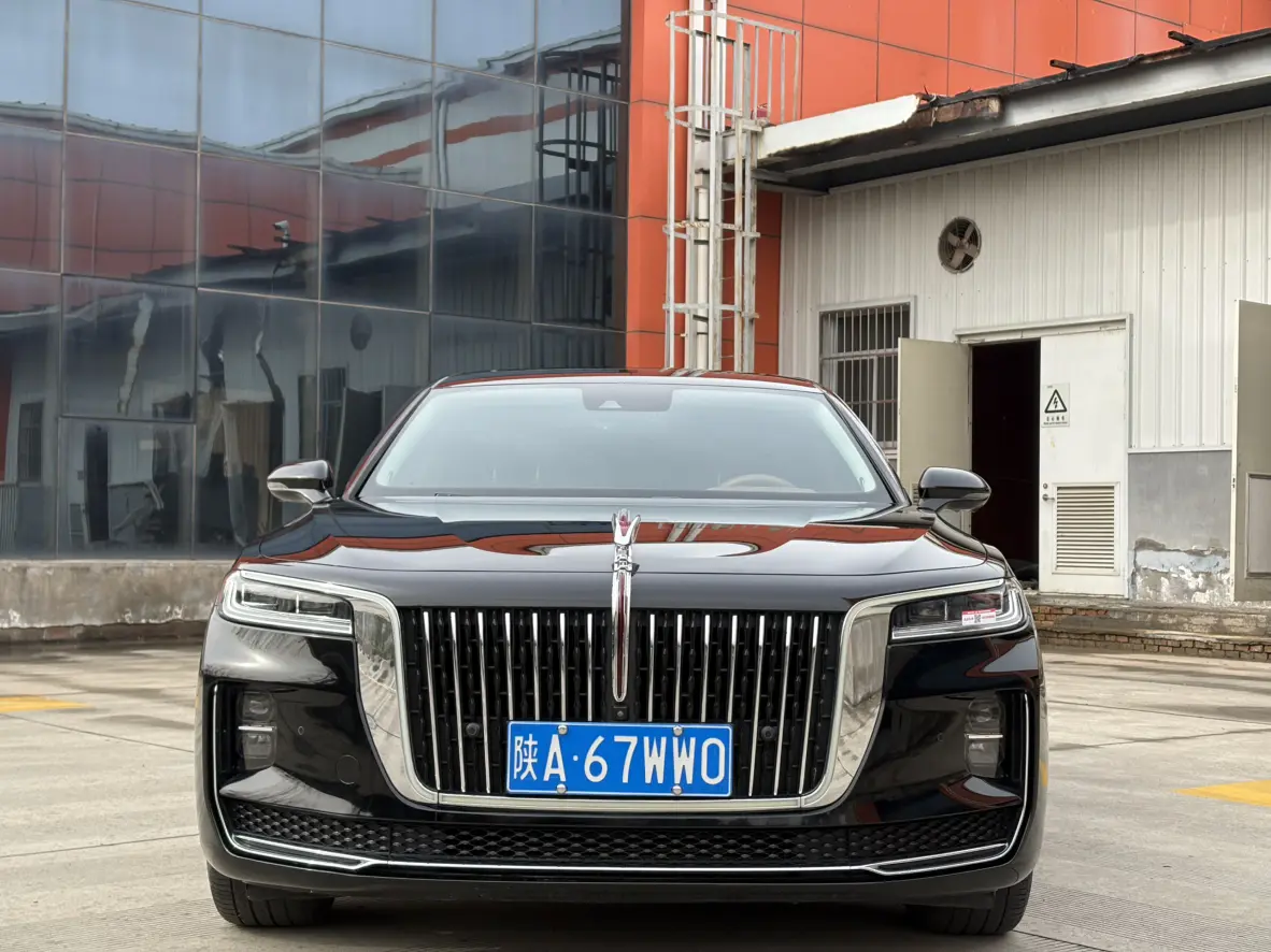 Hongqi H9  из Китая