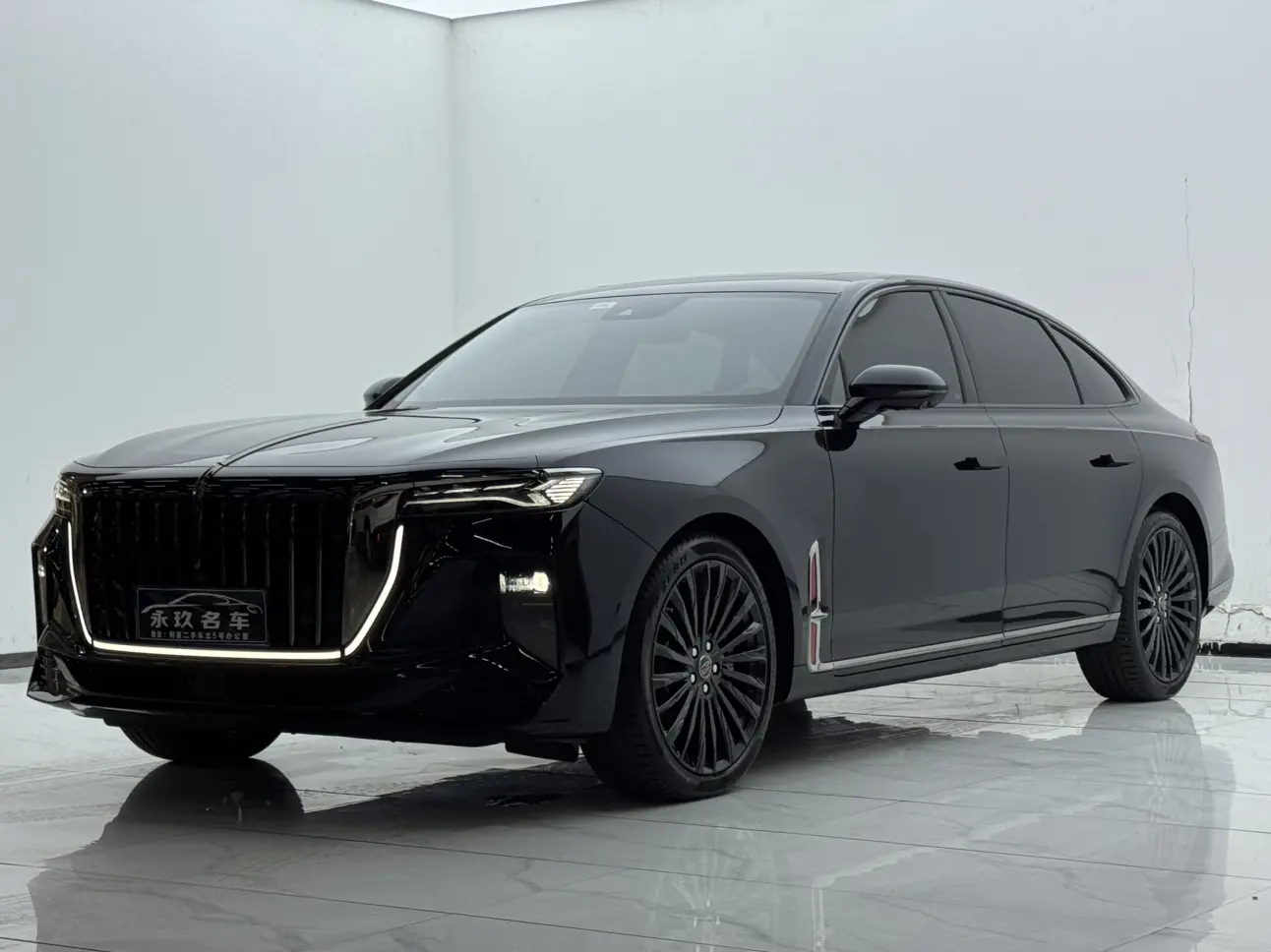 Hongqi H9  из Китая