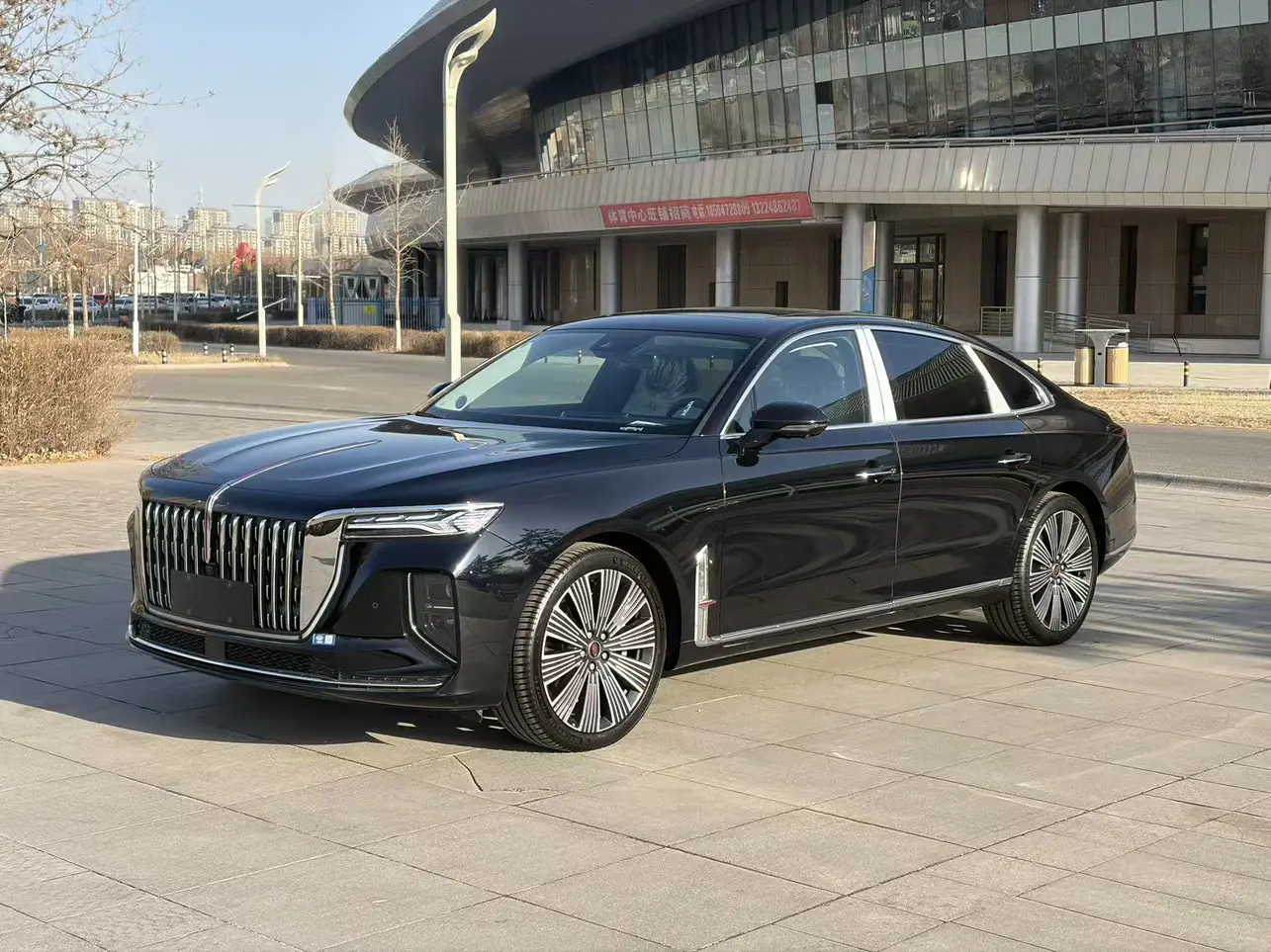 Hongqi H9  из Китая