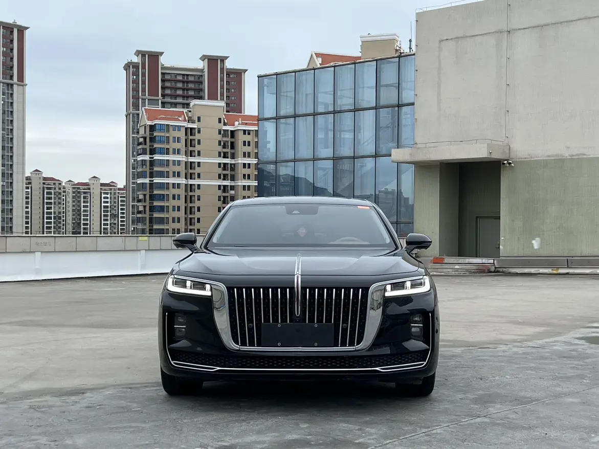 Hongqi H9  из Китая