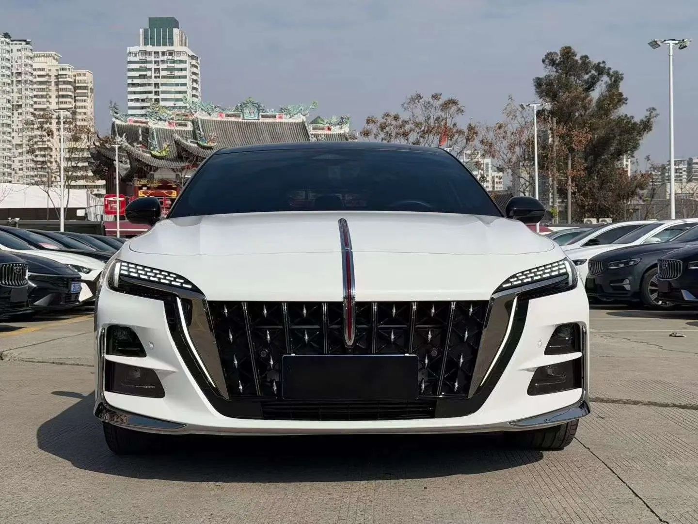 Hongqi H6  из Китая