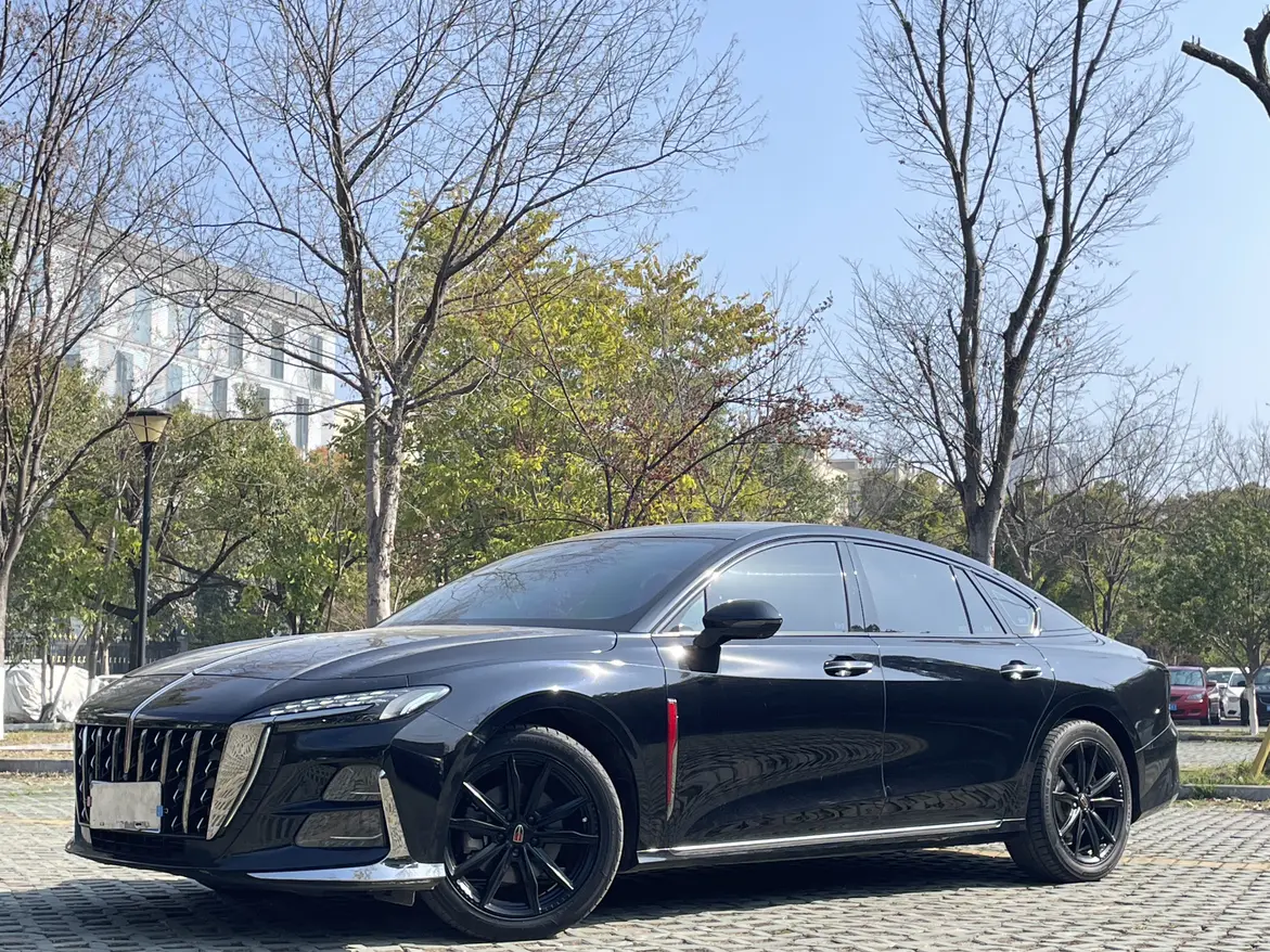 Hongqi H6  из Китая