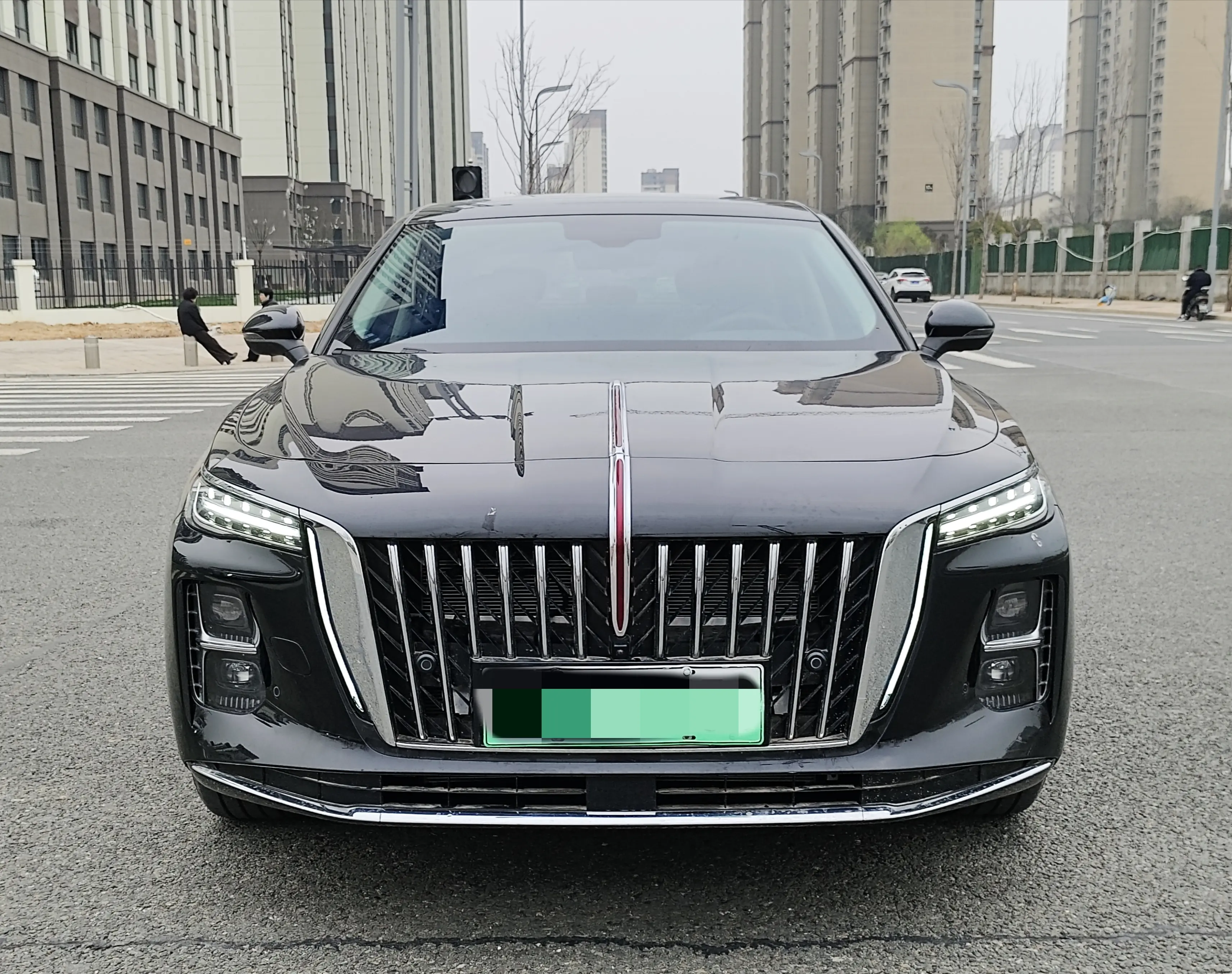 Hongqi H5 PHEV  из Китая