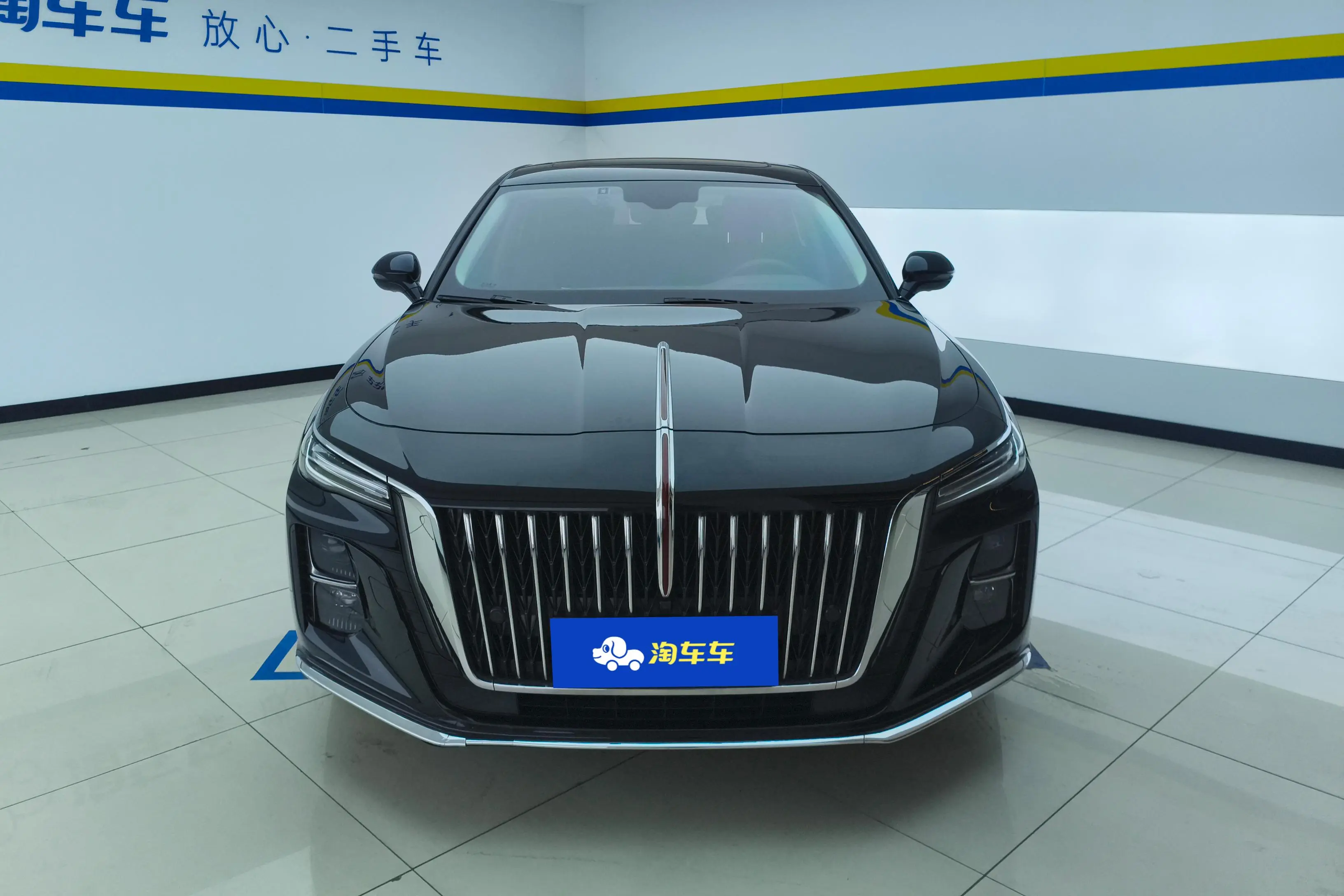 Hongqi H5  из Китая