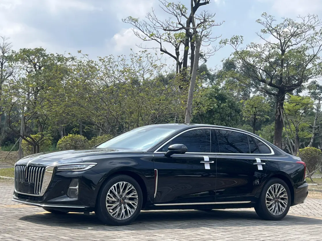 Hongqi H5  из Китая