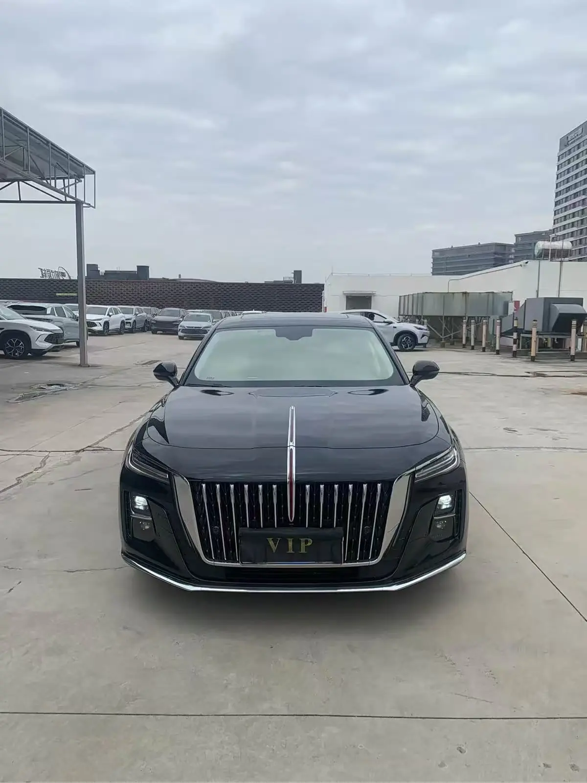 Hongqi H5  из Китая