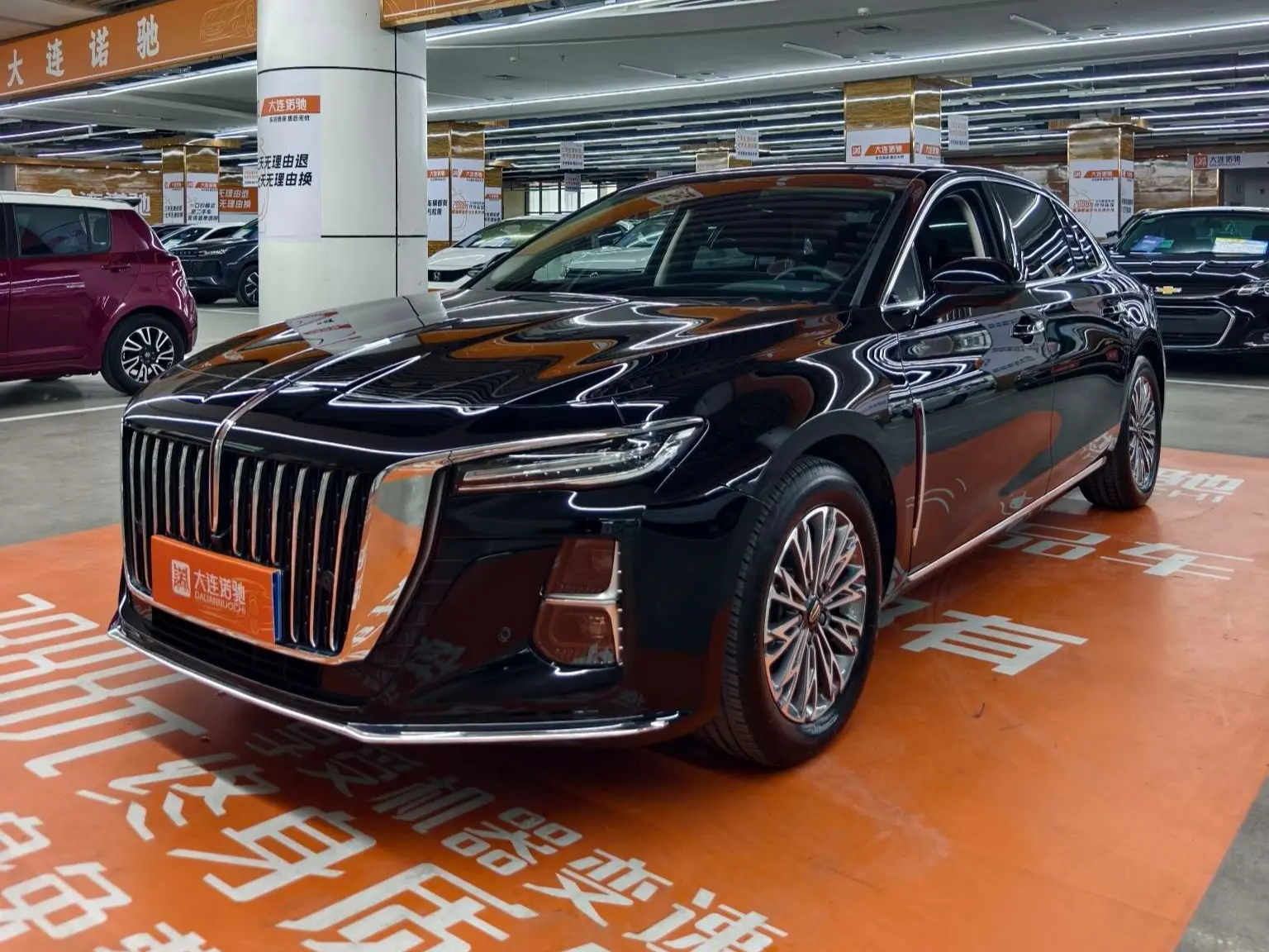 Hongqi H5  из Китая