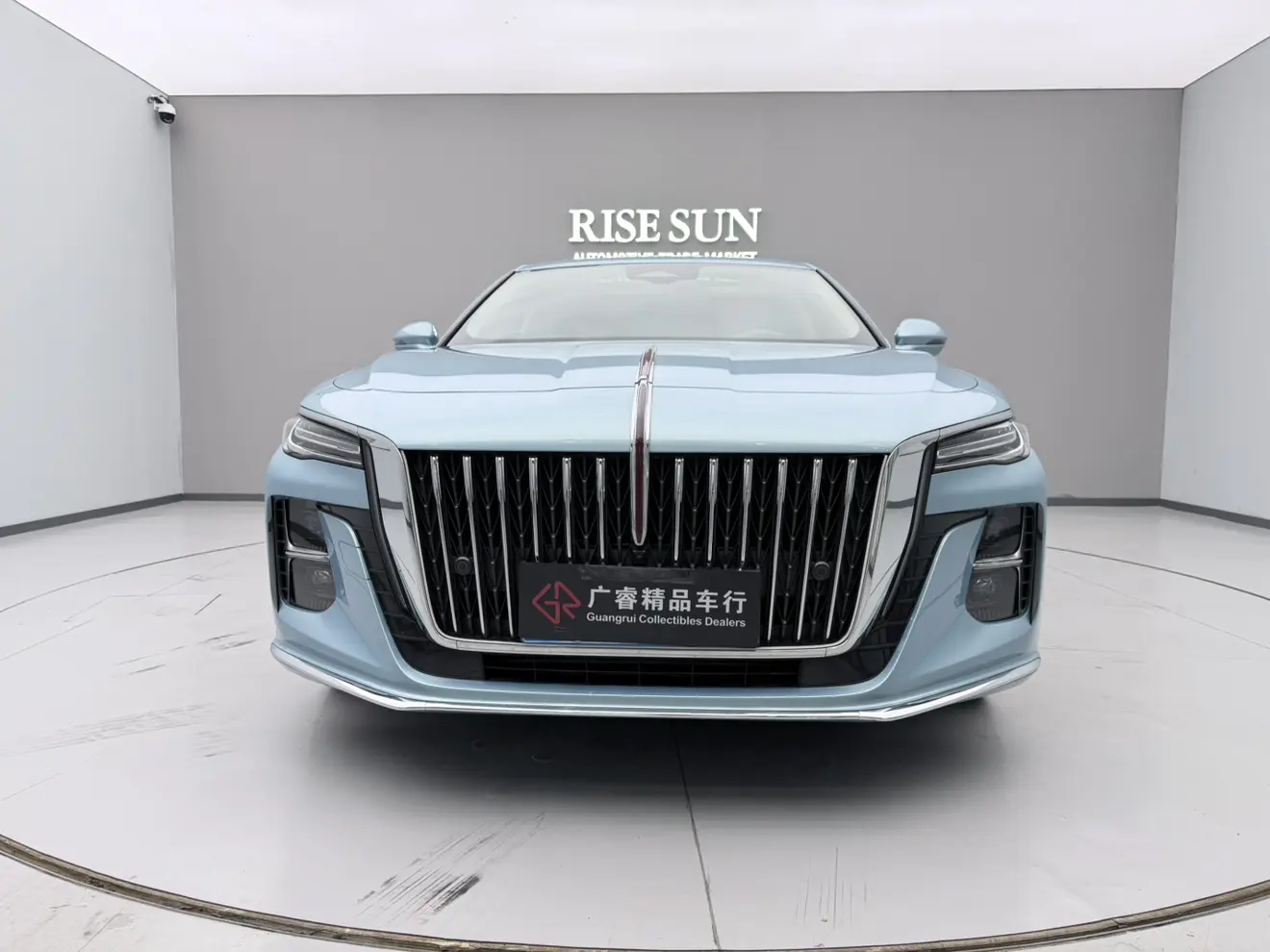 Hongqi H5  из Китая