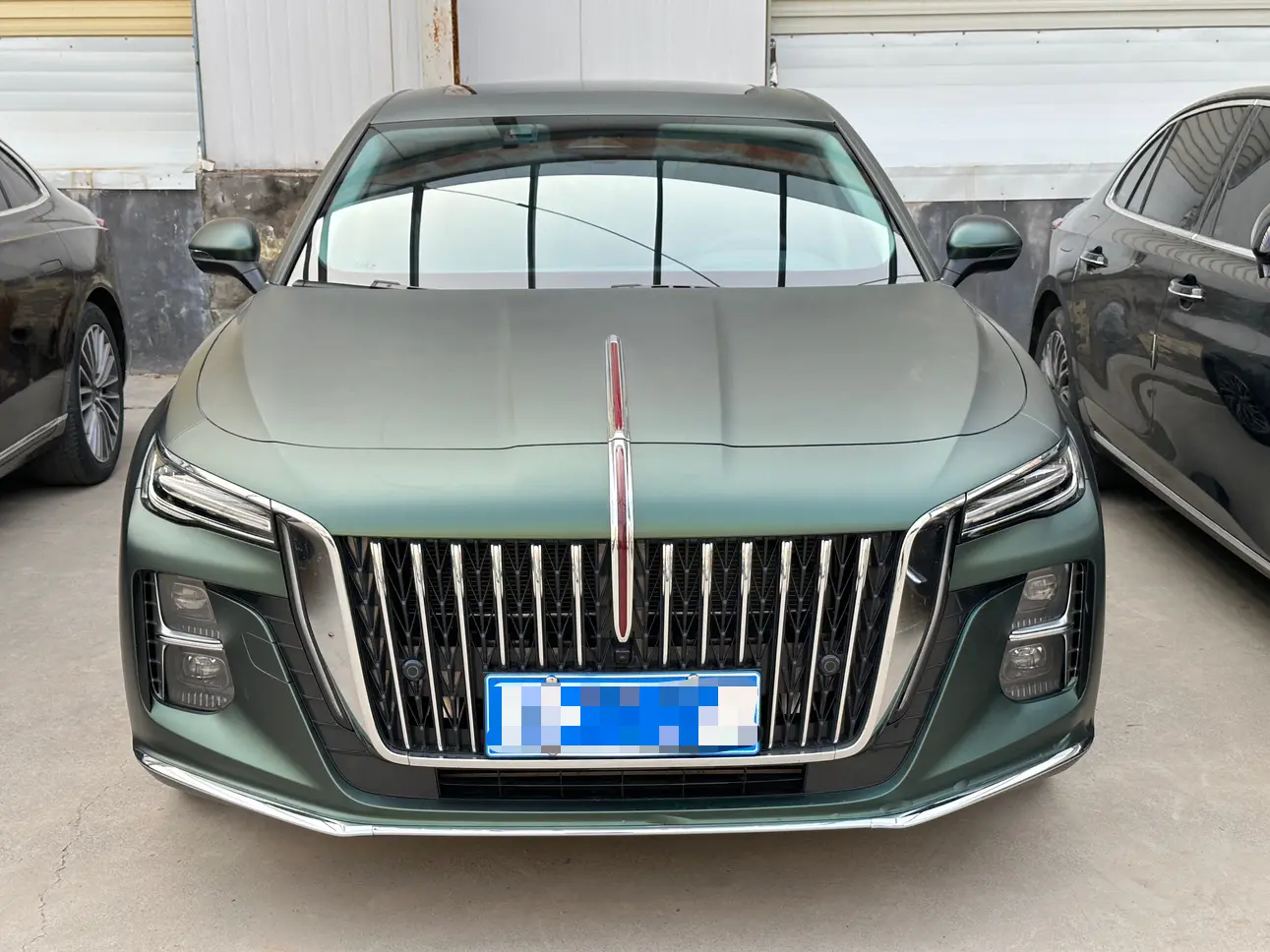 Hongqi H5  из Китая