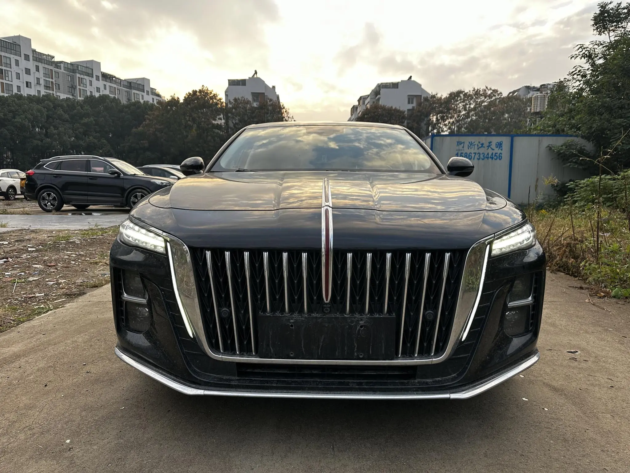 Hongqi H5  из Китая