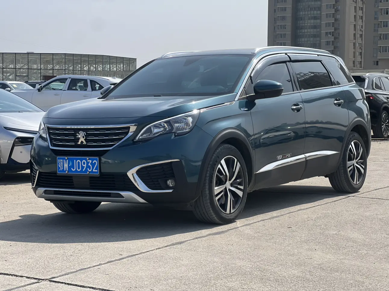 Peugeot 5008