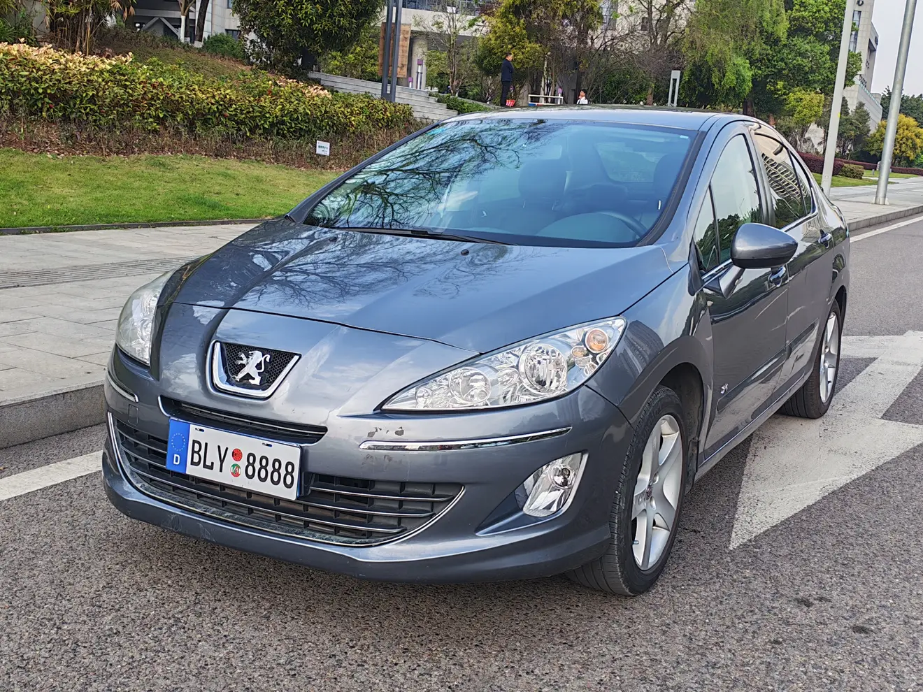 Peugeot 408  из Китая