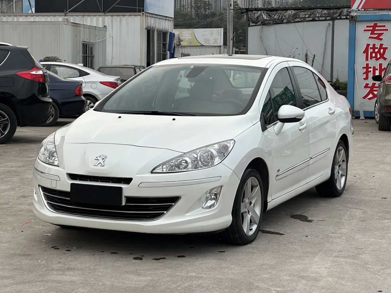 Peugeot 408  из Китая