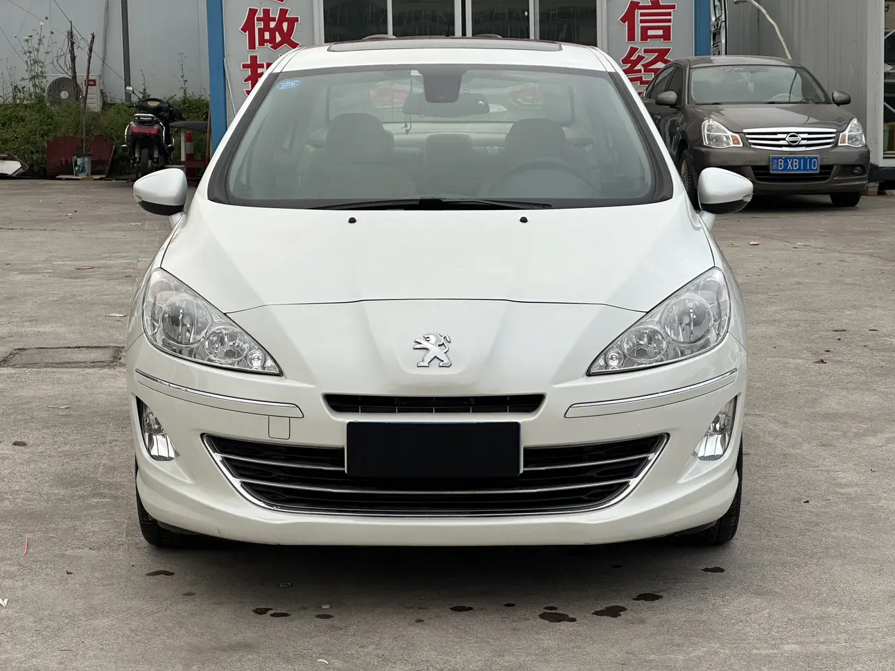Peugeot 408  из Китая