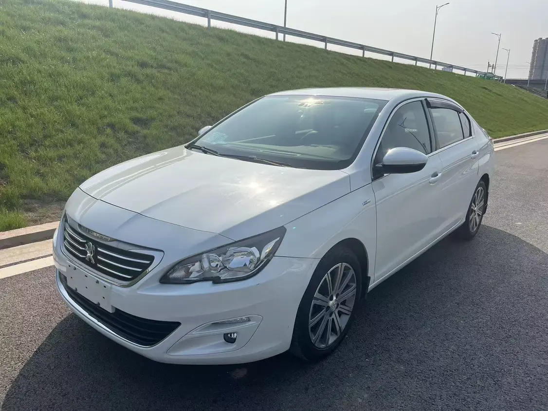 Peugeot 408